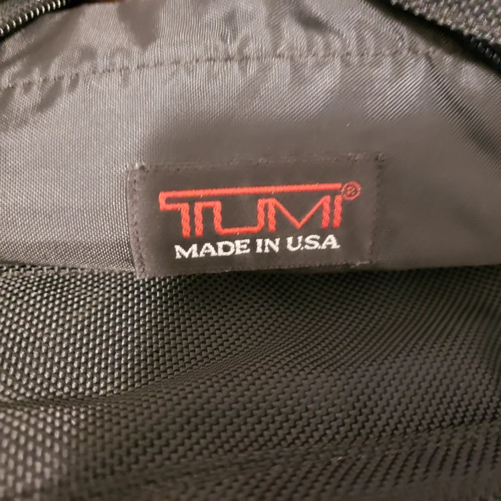 Tumi‎ Nylon Messenger Bag With Shoulder Strap Color Black